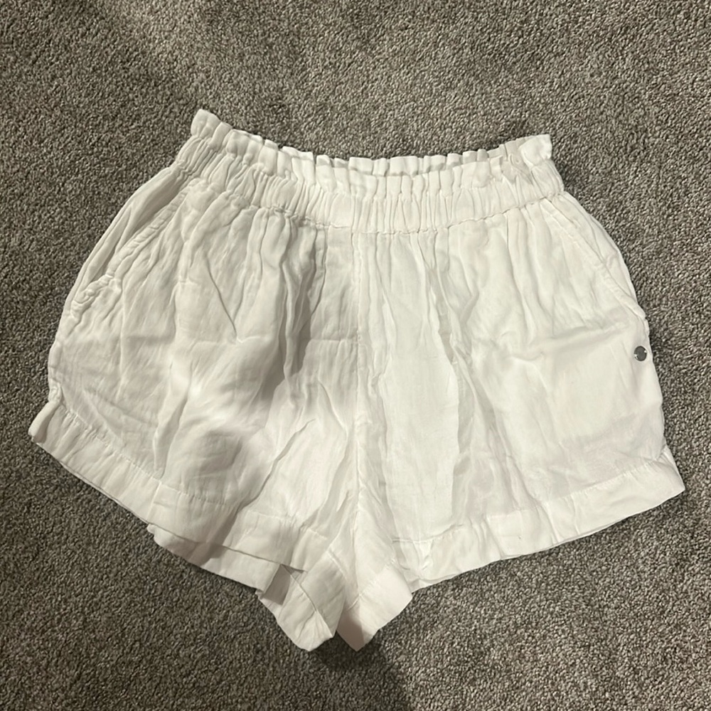 Roxy linen shorts